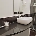 לינה וארוחת בוקר I Dioscuri 4*